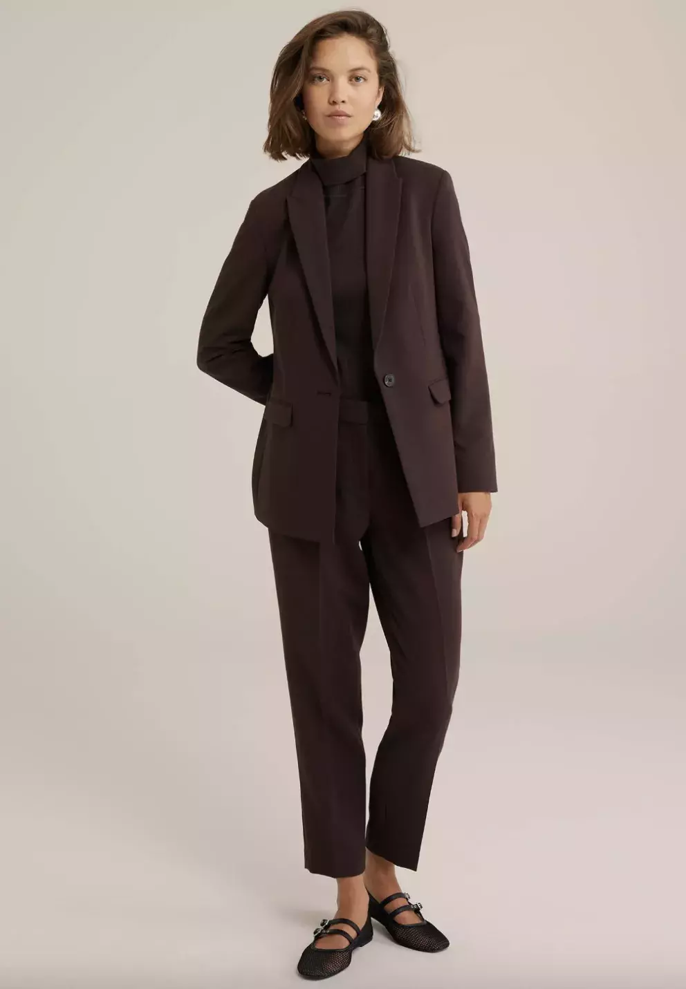 sako v čokoládové 