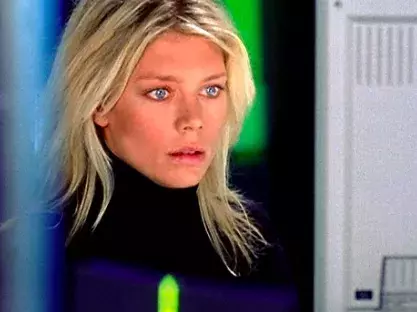 <p>Peta Wilson v seriálu Brutální Nikita</p>
