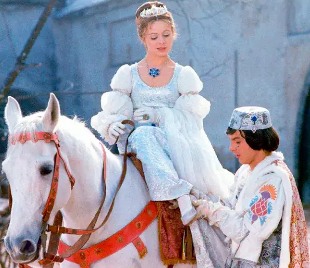 Tři oříšky pro Popelku