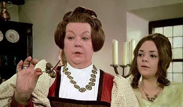 Tři oříšky pro Popelku