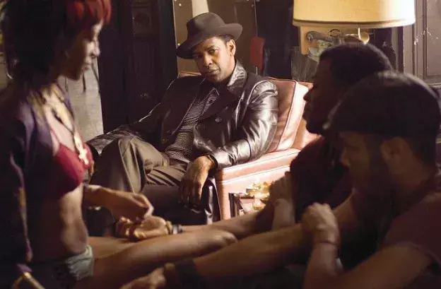 Denzel Washington ve filmu Americký gangster