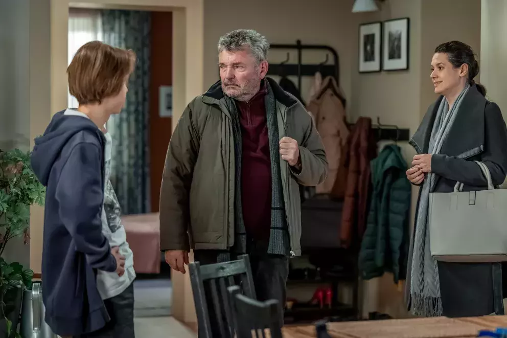 <p>Nekonečný seriál Ulice sleduje dramatické příběhy několika rodin žijících v sousedství</p>
