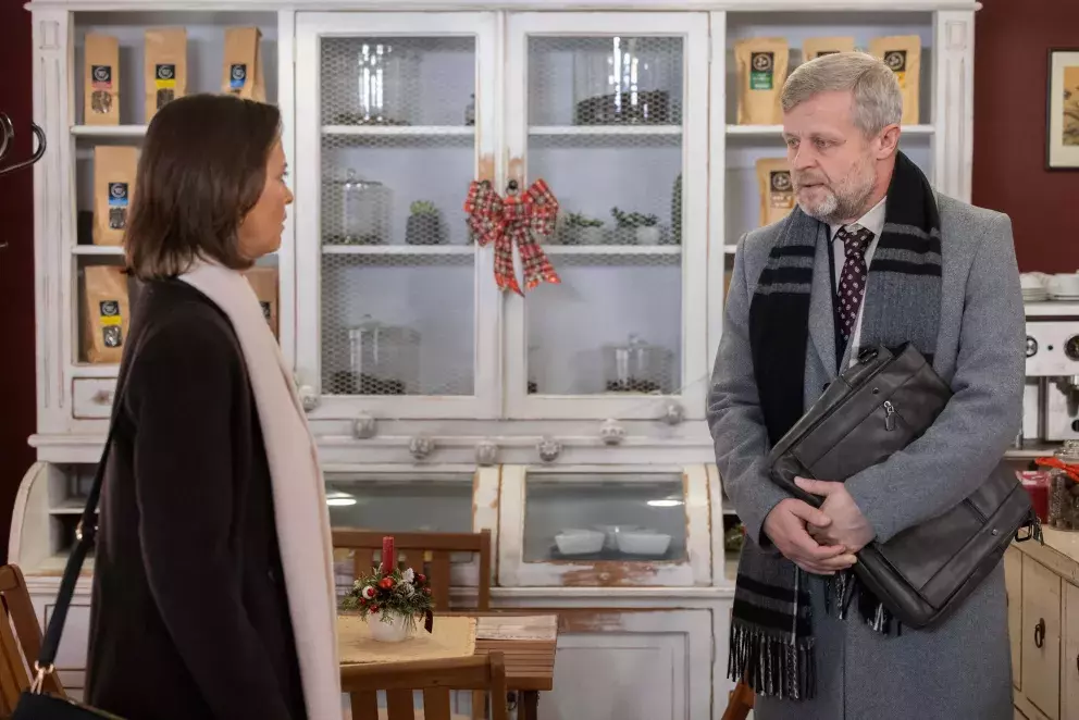 <p>Nekonečný seriál Ulice sleduje dramatické příběhy několika rodin žijících v sousedství</p>
