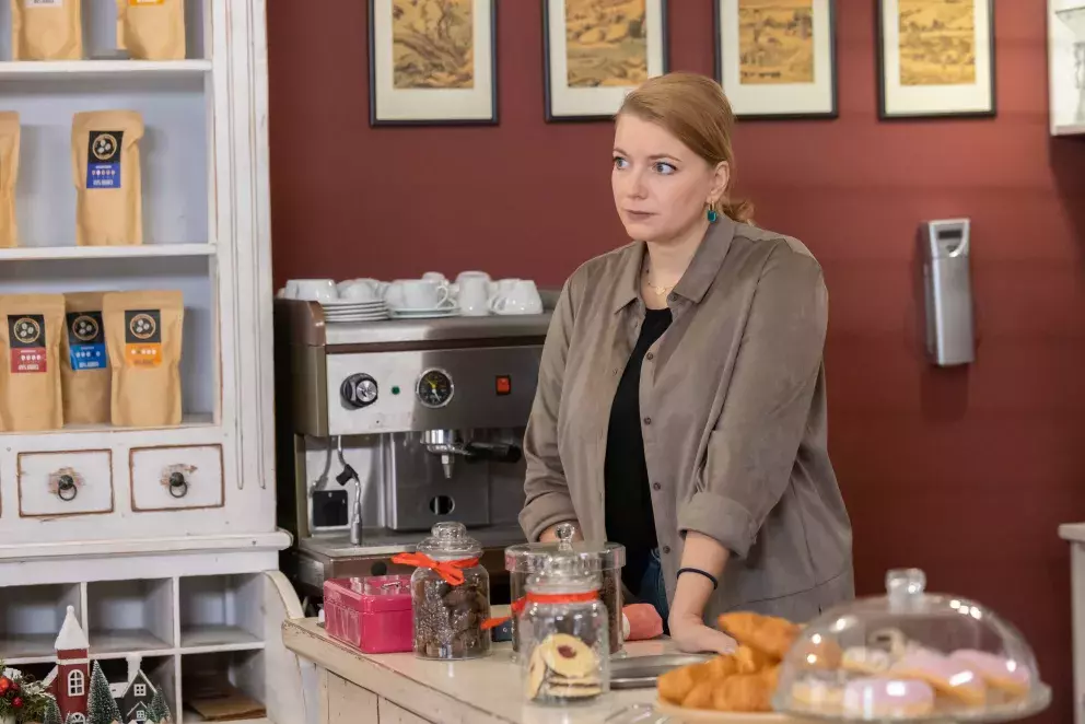 <p>Nekonečný seriál Ulice sleduje dramatické příběhy několika rodin žijících v sousedství</p>
