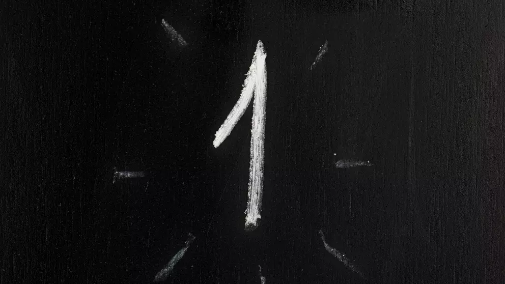 <p><strong>Osobní měsíční číslo 1</strong></p>

<p>Pro vás bude březen ve znamení společenských kontaktů, sebevyjádření a nezávislé vitality. Pracujete-li v tvůrčím nebo marketingovém odvětví, mohl by pro vás být tento měsíc obzvláště přínosný. Podle numerologického horoskopu na březen byste se měli snažit soustředit na své priority. Udržení pozornosti na jednom úkolu v daném čase vám pomůže dosáhnout lepších výsledků a zabrání rozptylování.</p>

<p>Pokud jste ve vztahu, budete moci svobodně vyjadřovat své emoce a soustředit se na to, abyste do svého svazku vnesli více vzrušení. Pro nezadané by to mohl být skvělý čas k seznámení s někým výjimečným nebo k posílení vztahů s přáteli a blízkými. Doma můžete očekávat dynamickou a hravou atmosféru. Společenské akce nebo rodinná setkání mohou do vašeho života přinést radost a optimismus. Po celý měsíc si pravděpodobně zachováte veselý a pozitivní přístup, což vám umožní vytěžit maximum z každého okamžiku.</p>
