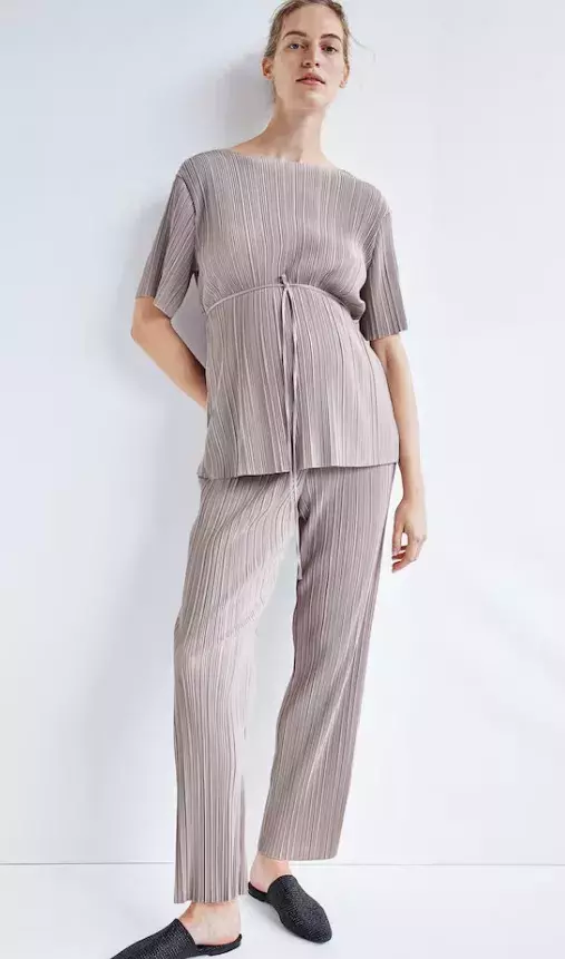 Dvoudílná souprava z plisé, H&M, 1 069 Kč