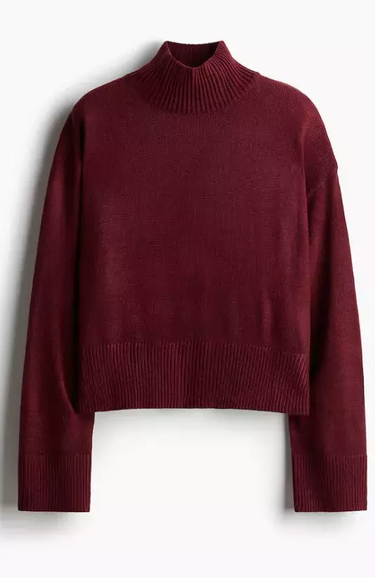 Svetr z jemného úpletu s vysokým límcem, H&M, 359 Kč