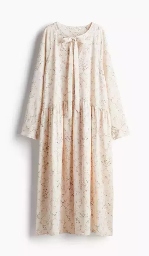 Šaty s vázačkami u krku, H&M, 719 Kč