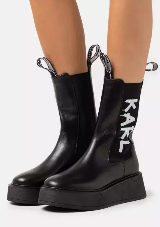 Chelsea boty na platformě, KARL LAGERFELD, 4 680 Kč