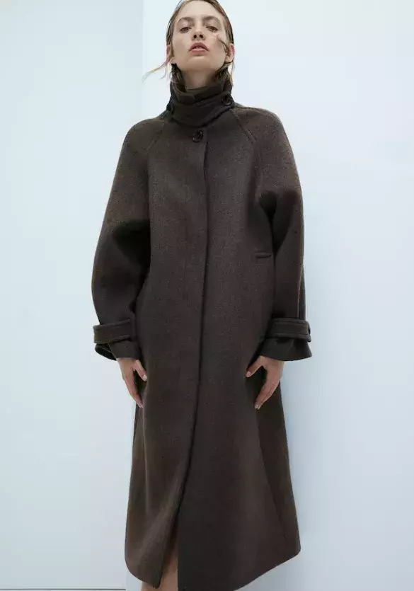 Kabát z vlněné směsi, H&M, 5 499 Kč