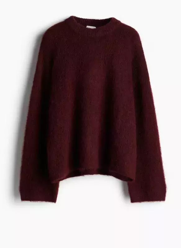 Oversized svetr z mohérové směsi, H&M, 2 199 Kč