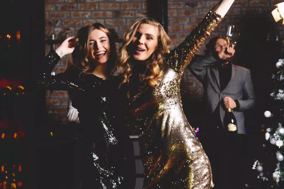 Silvestrovská noc jen tak nekončí. Oslavte nový rok tancem a veselím. 