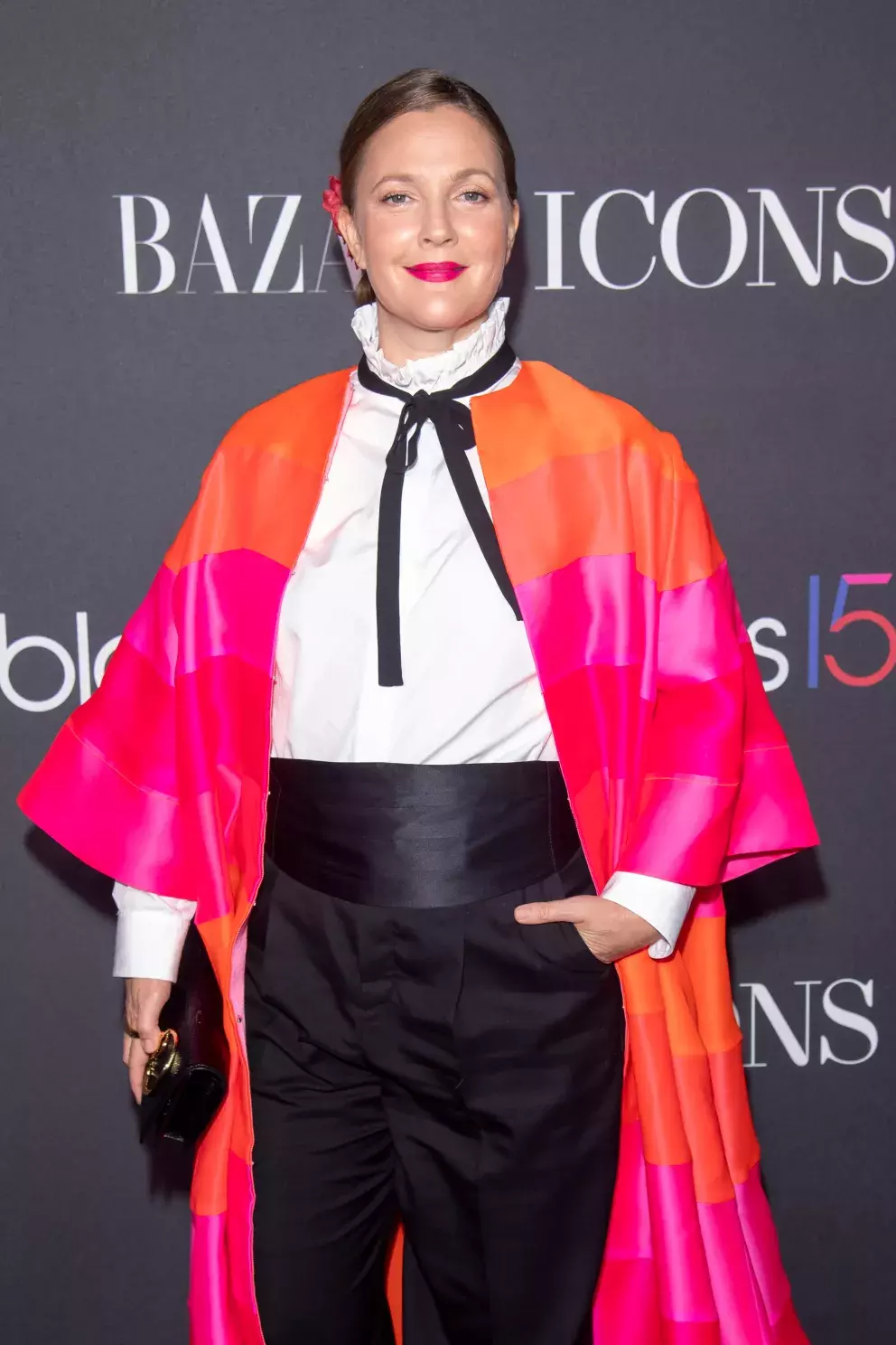 <p>Drew v současnosti, na party časopisu Harper's Bazaar v New Yorku.</p>
