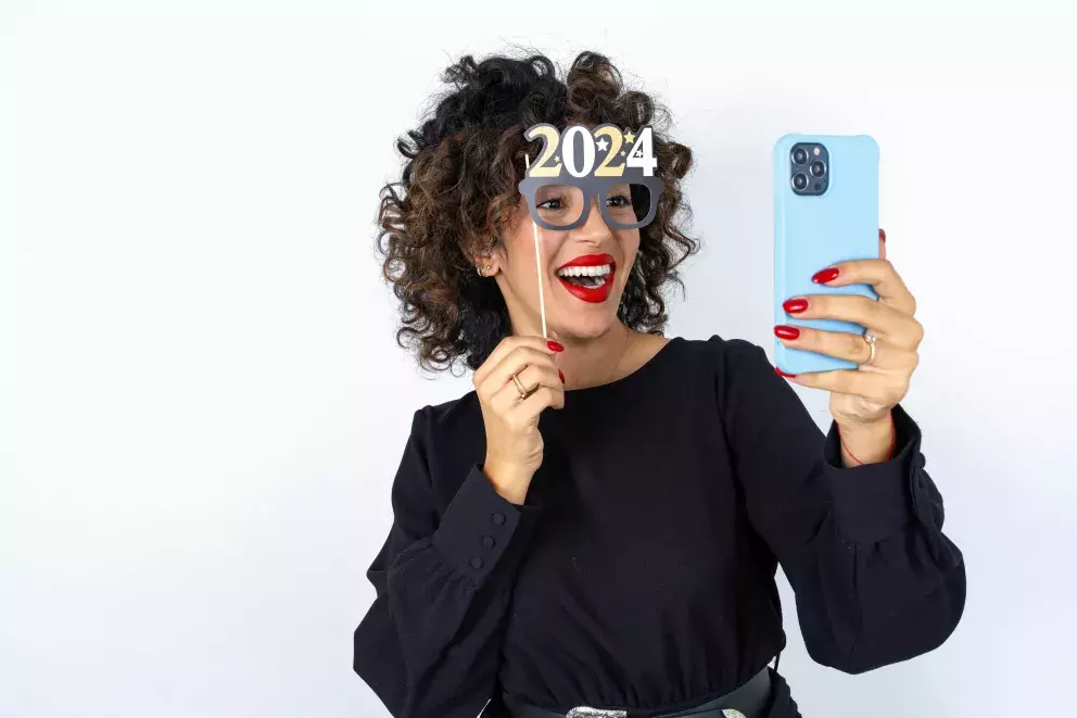 K silvestrovským oslavám neodmyslitelně patří i veselé doplňky, které rozesmějí ostatní. Už je máte připravené? 