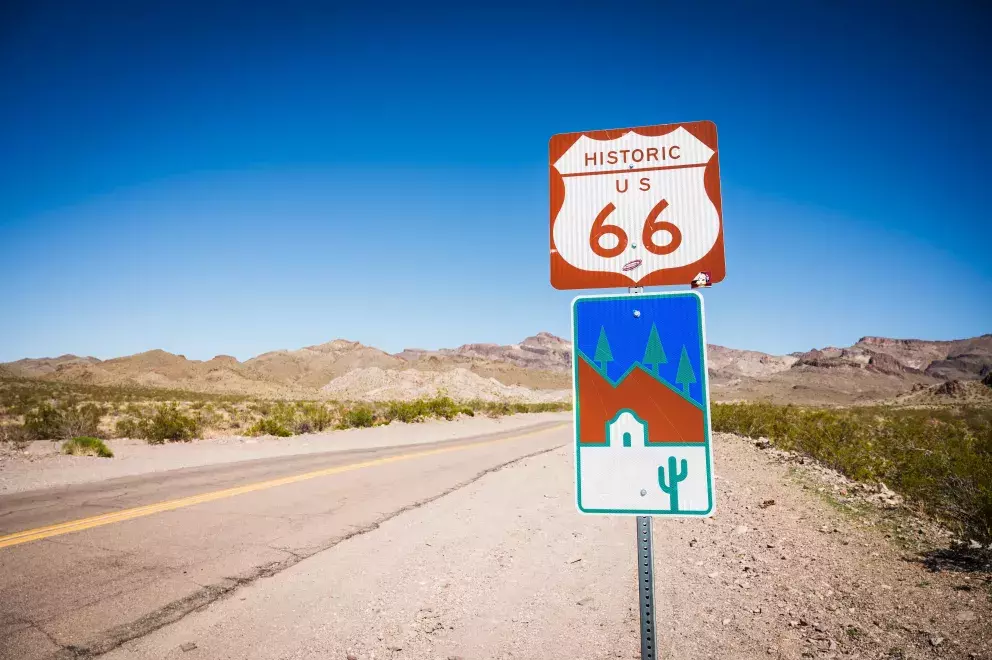 <p>Silnice Route 66 je lemována typickými motely, bistry a benzínkami, ale také záhadnými místy</p>

