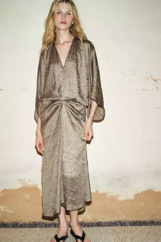 <p>Zara 1199 Kč</p>
