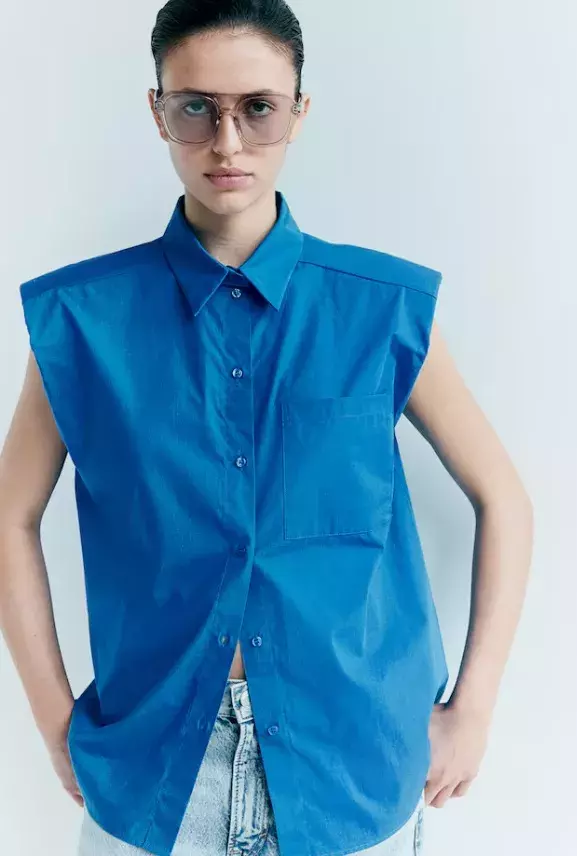 Košile s ramenními vycpávkami bez rukávů, H&M, 719 Kč