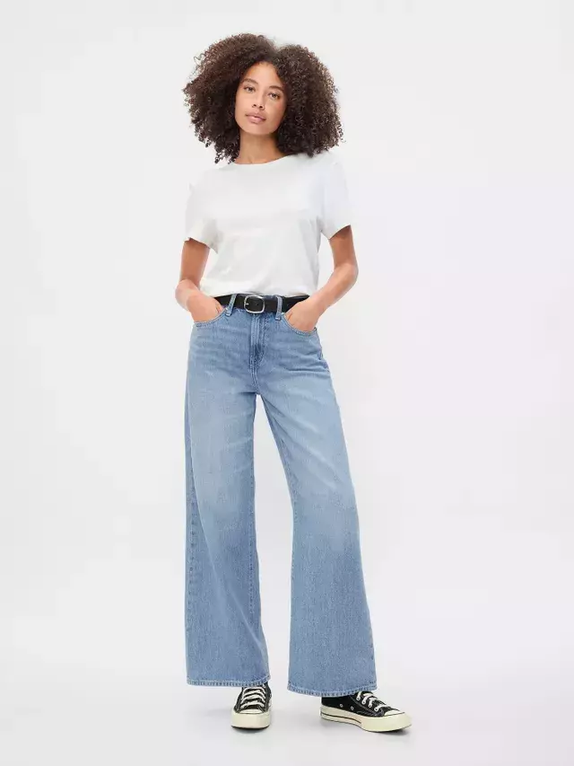 Trendy džíny roku 2025