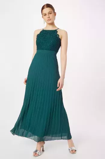 Šaty áčkového stylu