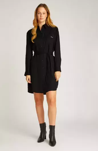 Šaty áčkového stylu