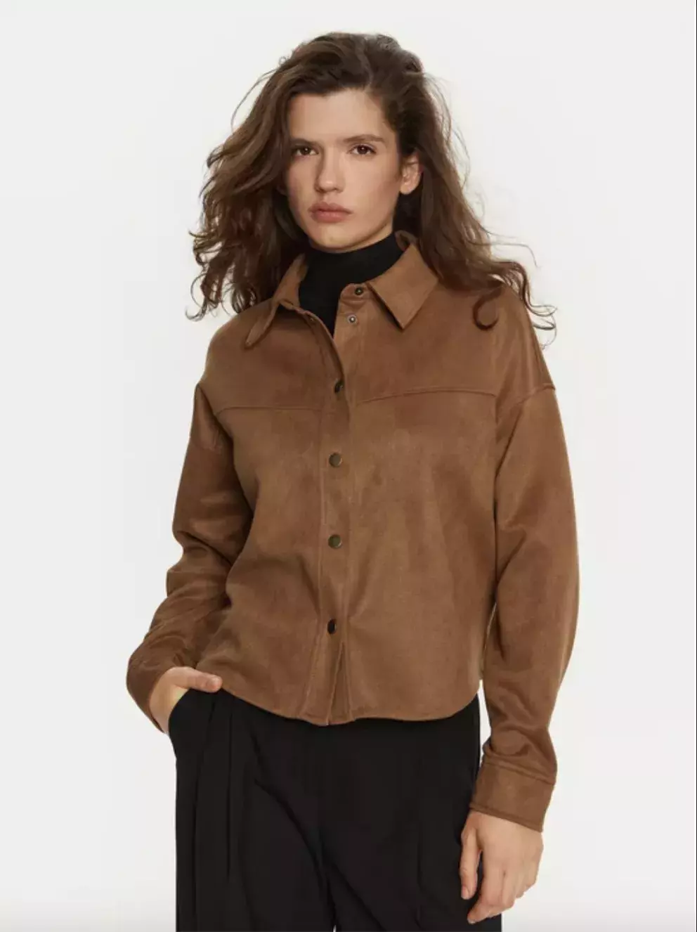 Bunda z imitace kůže