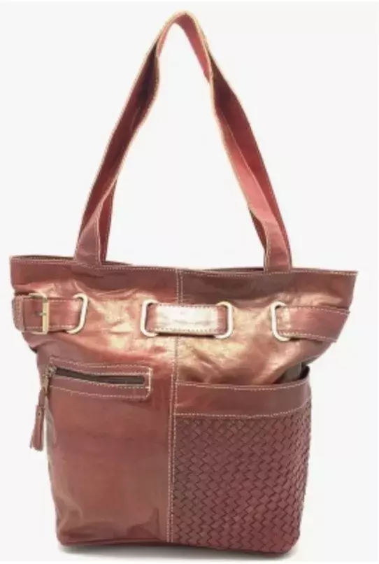 Dámská kožená kabelka s ozdobným páskem