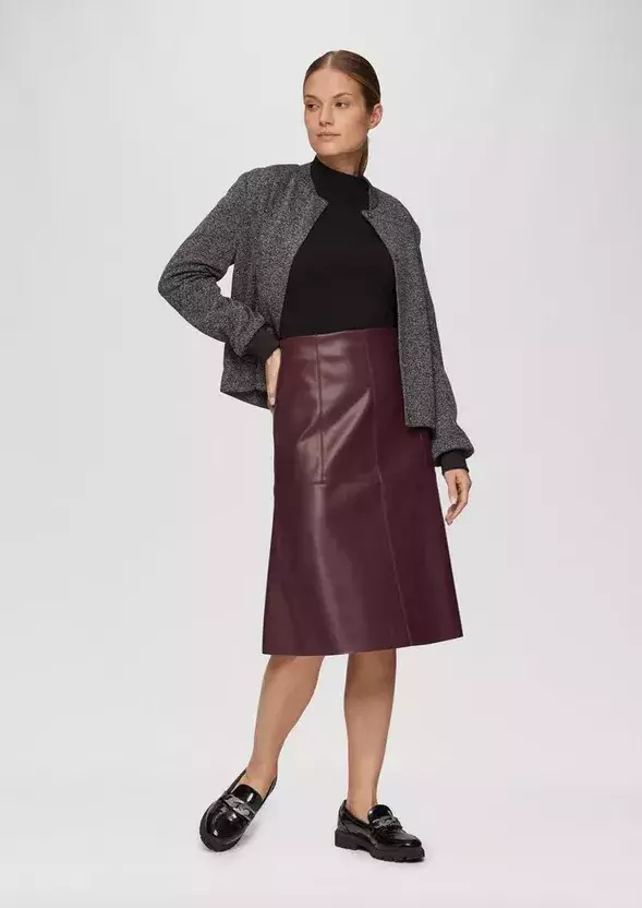 kožená sukně vínová