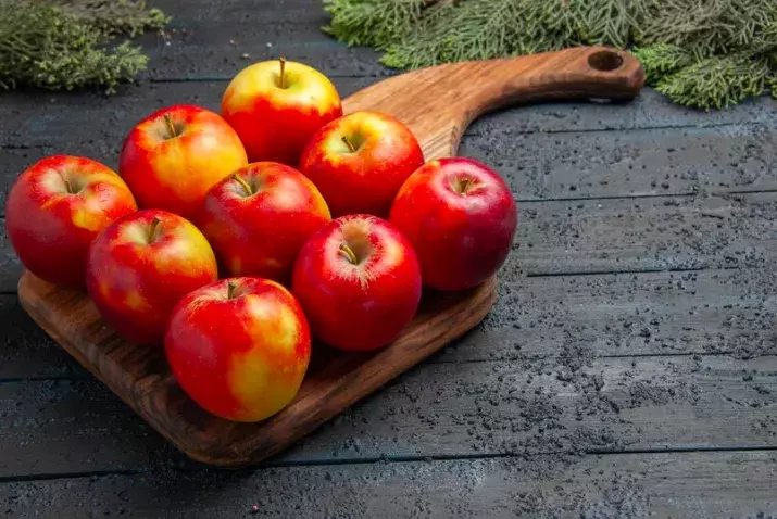 Jablka
