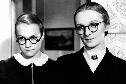 Adina Mandlová ve filmu Mravnost nade vše