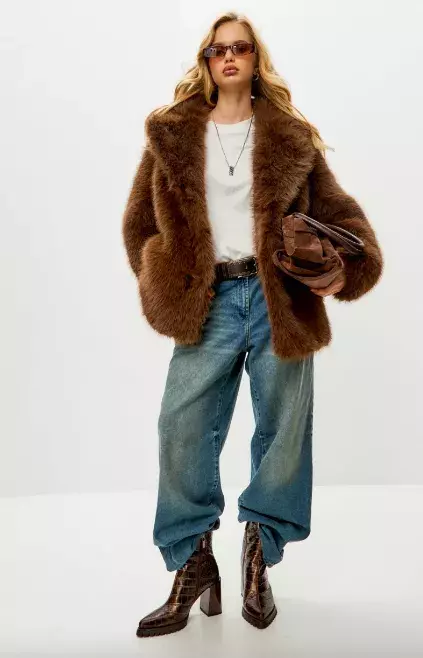 <p>Zimní kabát Cesare Gaspari, 7207 Kč</p>
