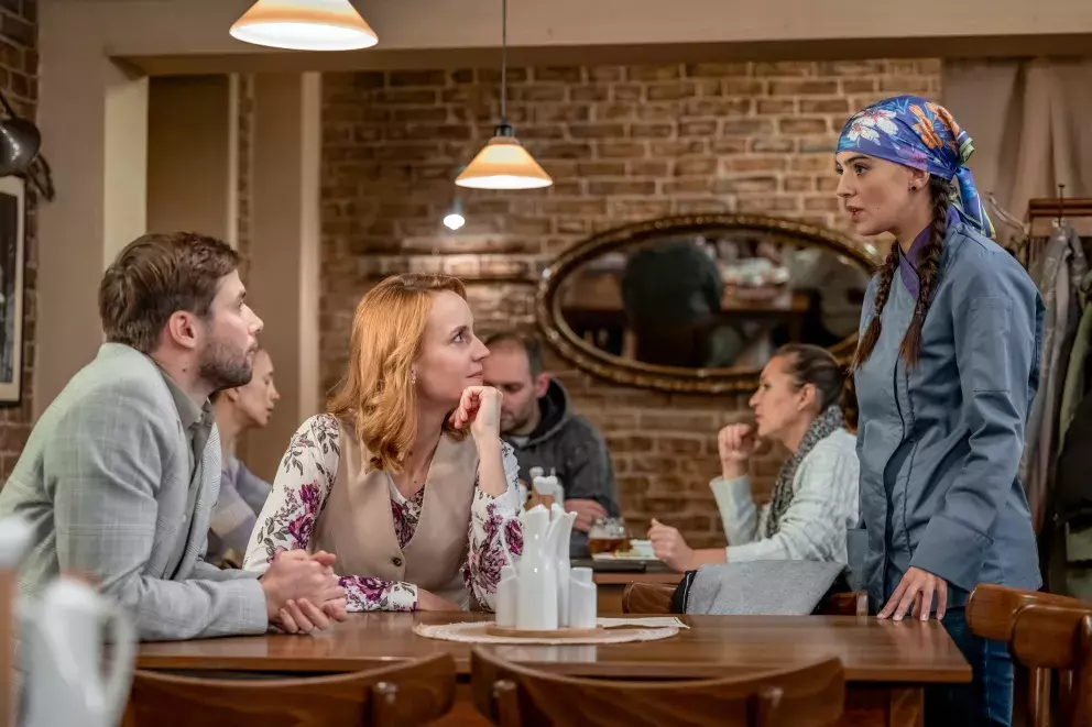 scéna ze seriálu Ulice