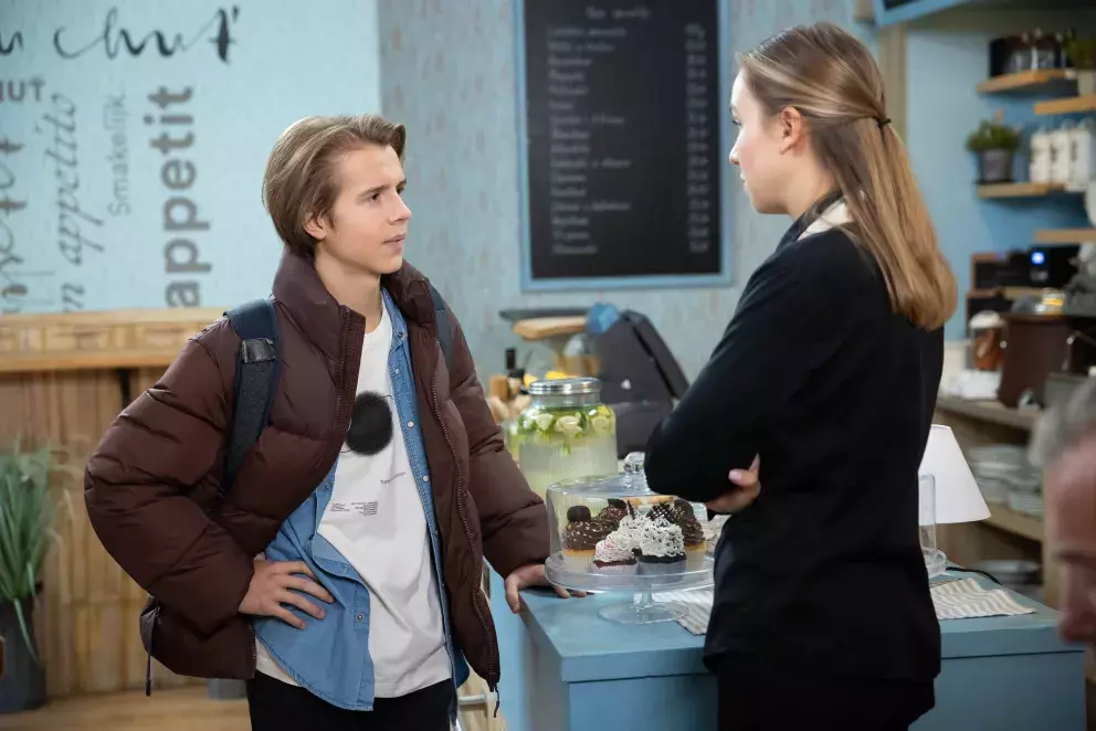 scéna ze seriálu Ulice