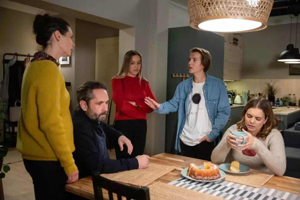 scéna ze seriálu Ulice