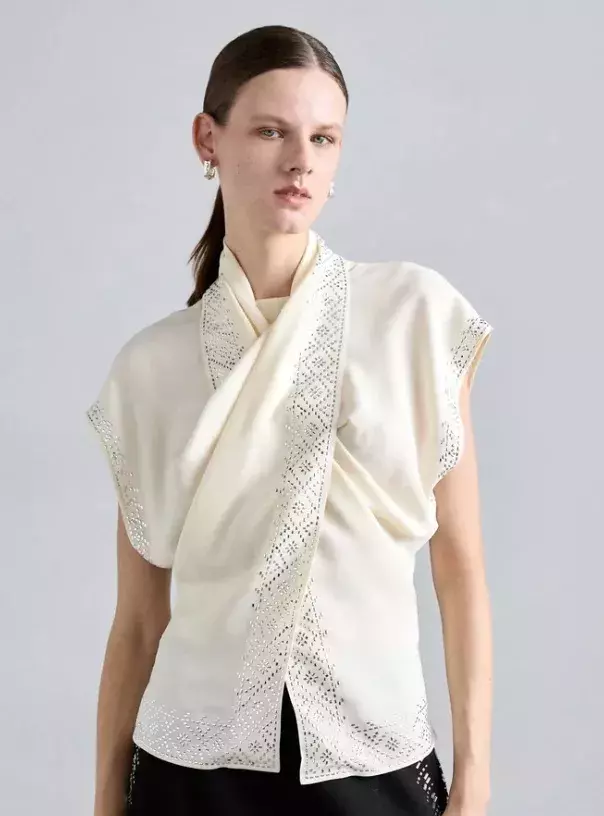 Zavinovací halenka se zdobením, Rabanne, 10 680 Kč