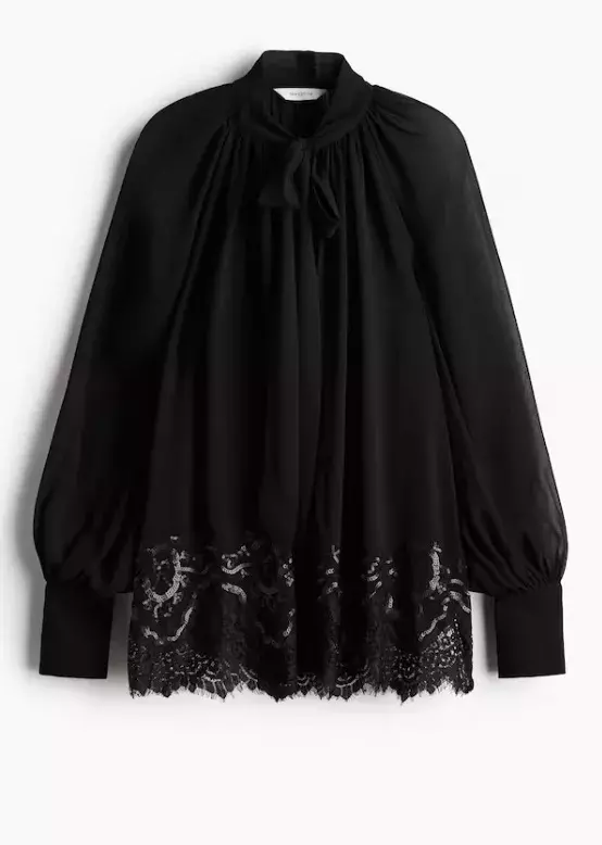 Šifonová halenka s vázačkami u krku, H&M, 749 Kč