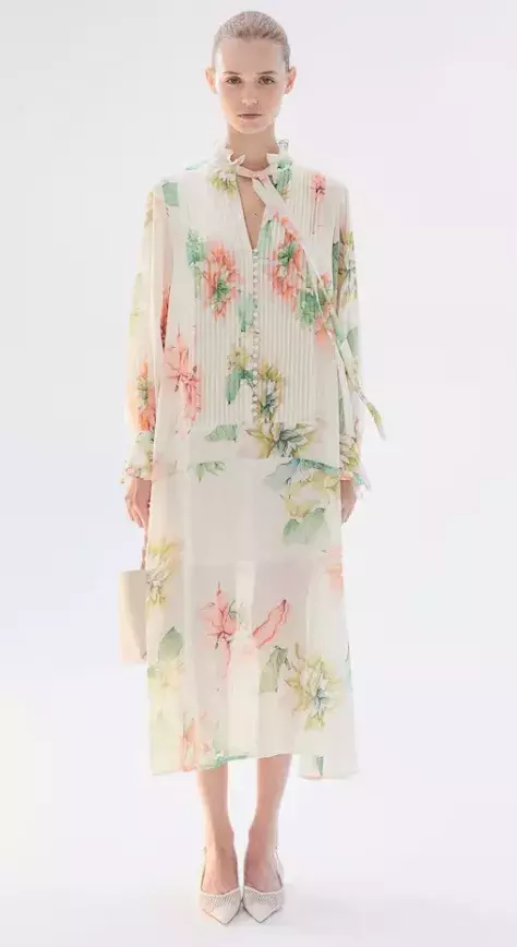 Šifonové šaty se sámky, H&M, 699 Kč