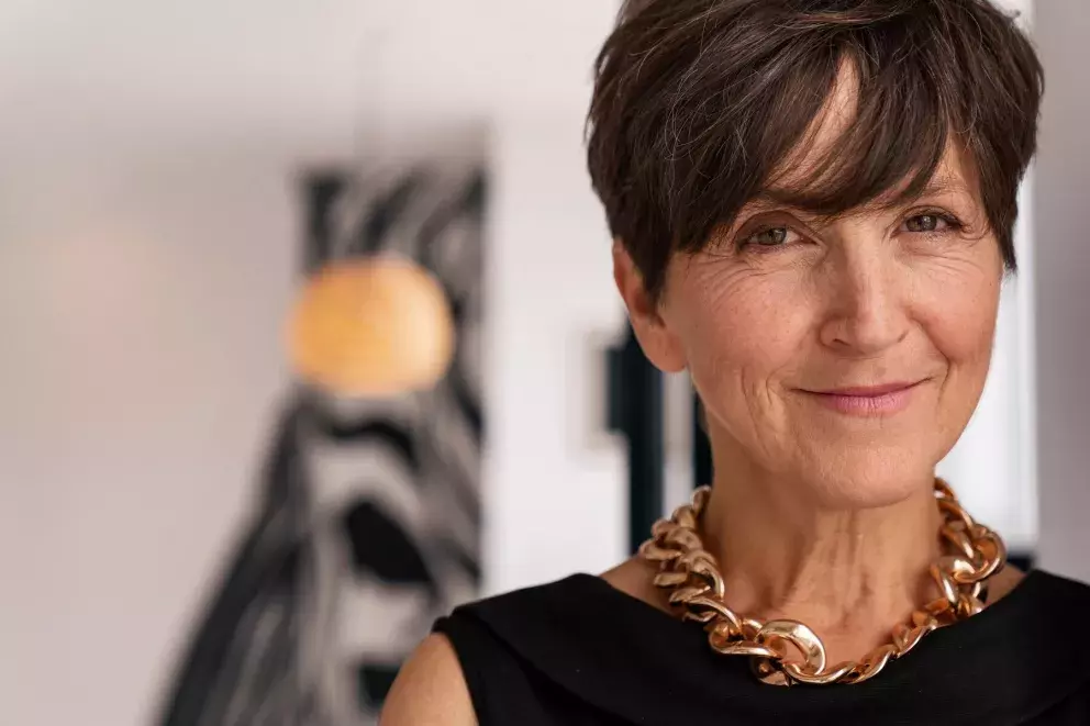 účes ze 70. let slaví v roce 2025 návrat