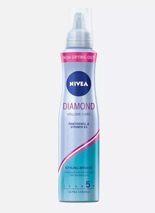 Nivea pěnové tužidlo Diamond Volume, Douglas, 149 kč