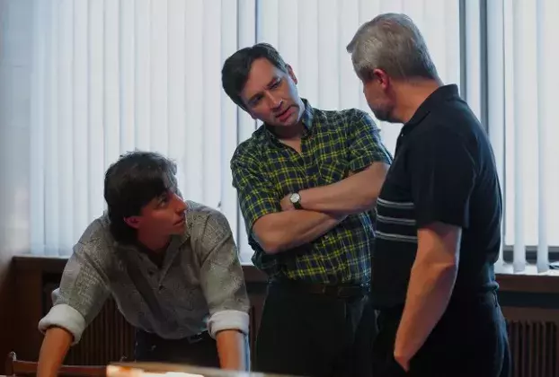 Foto 1 k článku Kvíz: Jak dobře si pamatujete seriál Devadesátky? Jestliže jste byli pozornými diváky, zvládnete s přehledem všech 10 otázek 