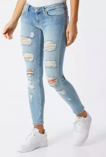 Roztrhané džíny