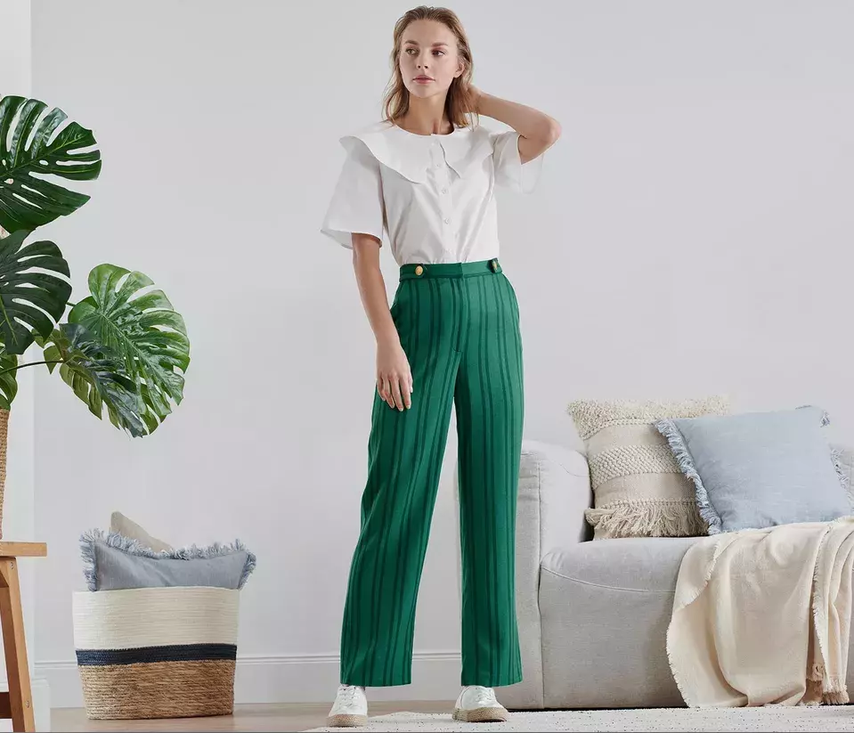 módní trend 2025 kalhoty