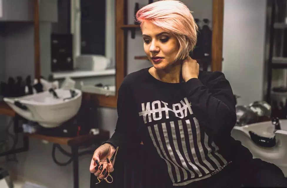 Tipy pro ideální střihy pro řídnoucí vlasy