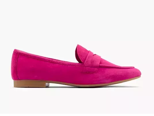 <p>Mokasíny 5th Avenue, Deichmann 909 Kč</p>
