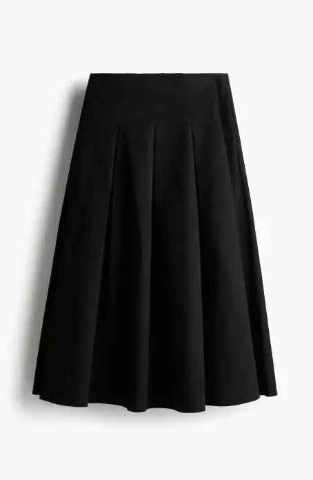 Dlouhá skládaná sukně, H&M, 1 459 Kč