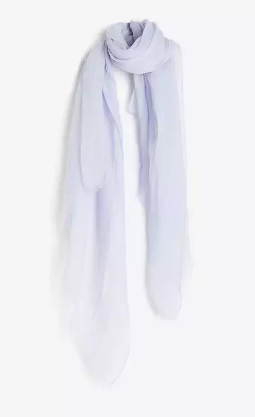 Lněný šál, H&M, 479 Kč