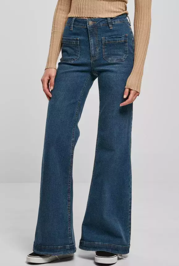 Zvonové džíny, Urban Classics, 1 000 Kč (původní cena 1 250 Kč)