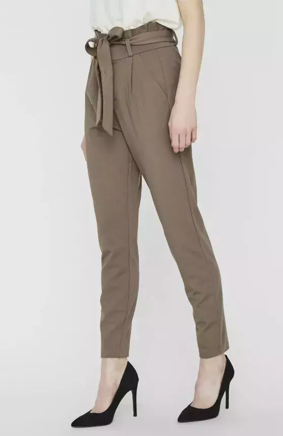 Paperbag kalhoty v odstínu Mocha Mousse, Vero Moda, 1 080 Kč