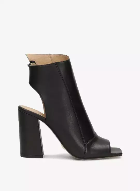 Nízké kozačky s otevřenou špičkou, Kazar, 4 290 Kč