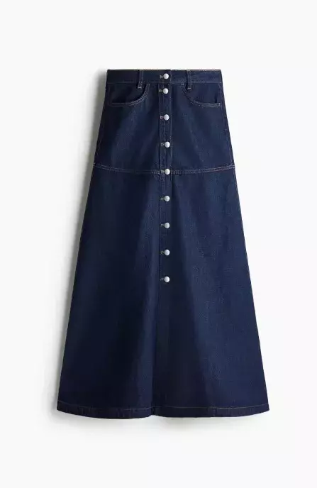 Áčková denimová sukně, H&M, 839 Kč