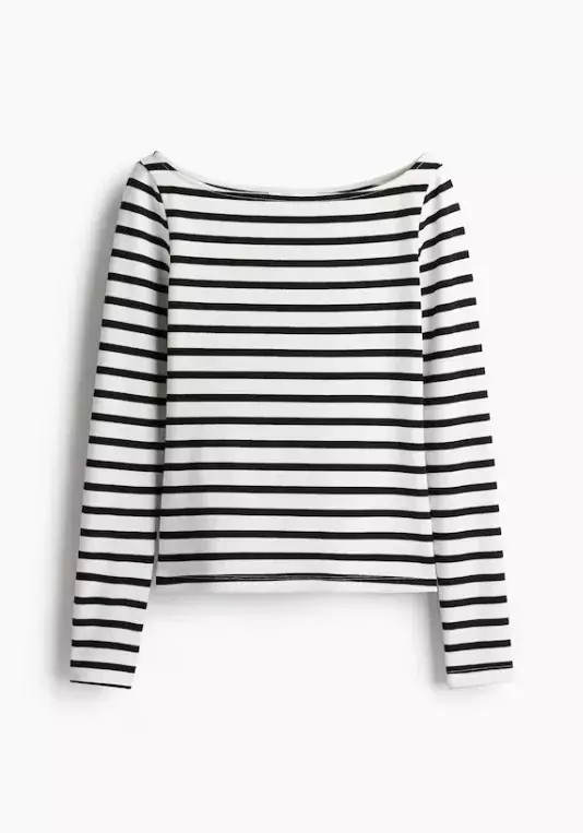Top s lodičkovým výstřihem, H&M, 359 Kč